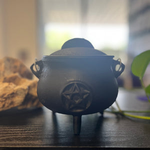 Pentacle Cauldron - Cast Iron 5.5in