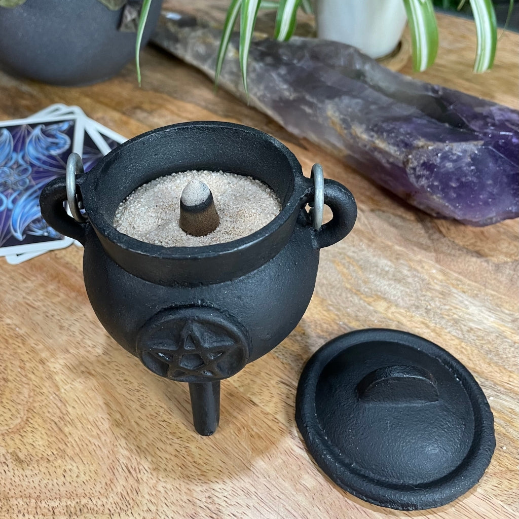 Pentacle Cauldron Mini - Cast Iron